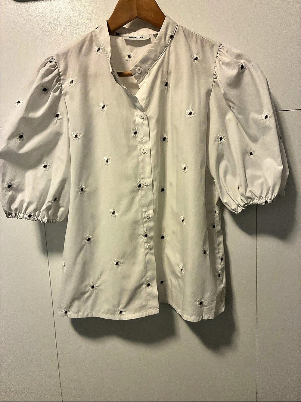 MSCH Copenhagen Floral Puff Sleeve Blouse in White Size Small Like New